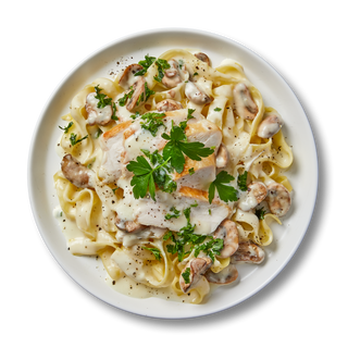 Skinny Chicken Alfredo Pasta